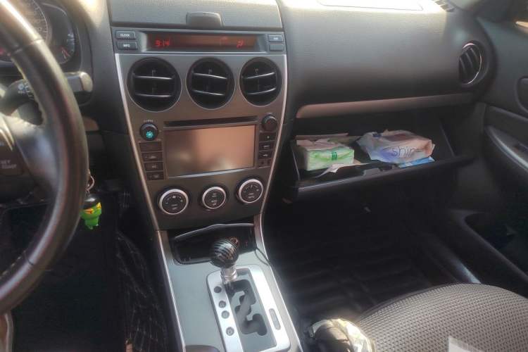 Used Mazda 6 2015 2.0L Automatic Luxury Version Audio And AC Panel