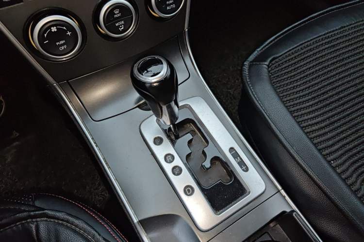 Used Mazda 6 2015 2.0L Automatic Classic Version Gear Lever