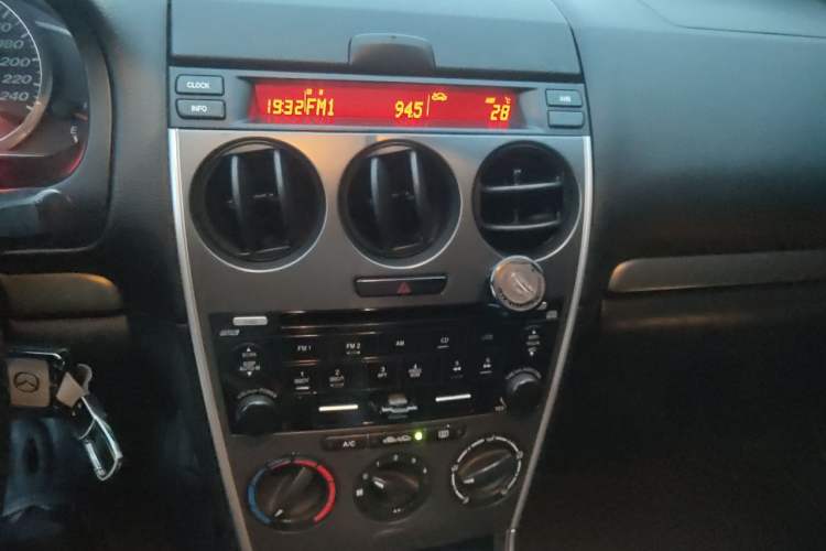 Used Mazda 6 2015 2.0L Automatic Classic Version Audio And AC Panel