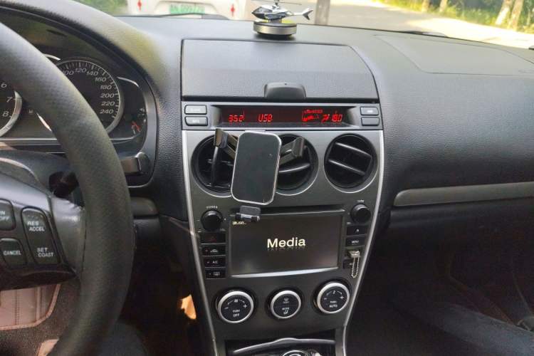 Used Mazda 6 2015 2.0L Automatic Fashion Edition Audio And AC Panel