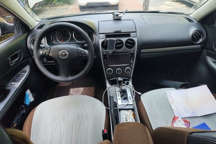 Used Mazda 6 2015 2.0L Automatic Fashion Edition Center Console
