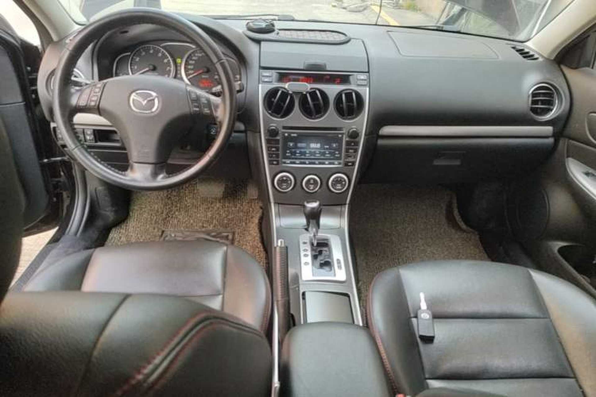 Used Mazda 6 2015 2.0L Automatic Fashion Edition Center Console