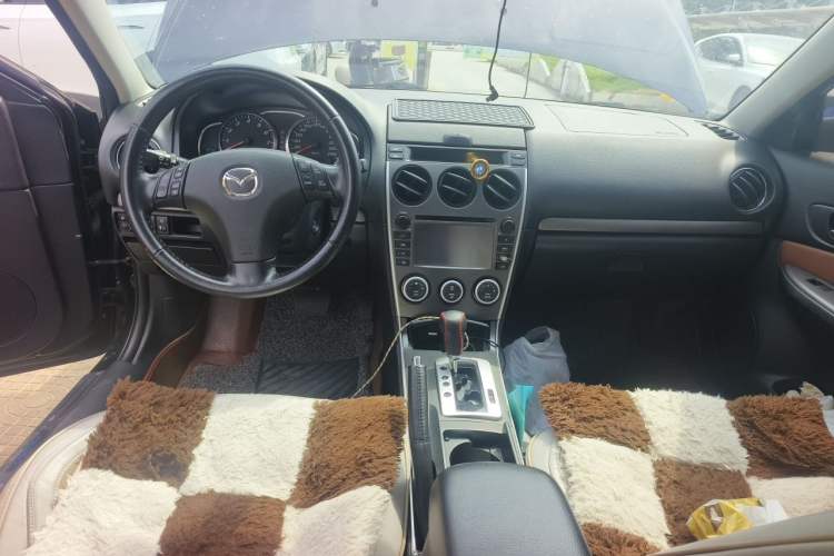 Used Mazda 6 2015 2.0L Automatic Fashion Edition Center Console