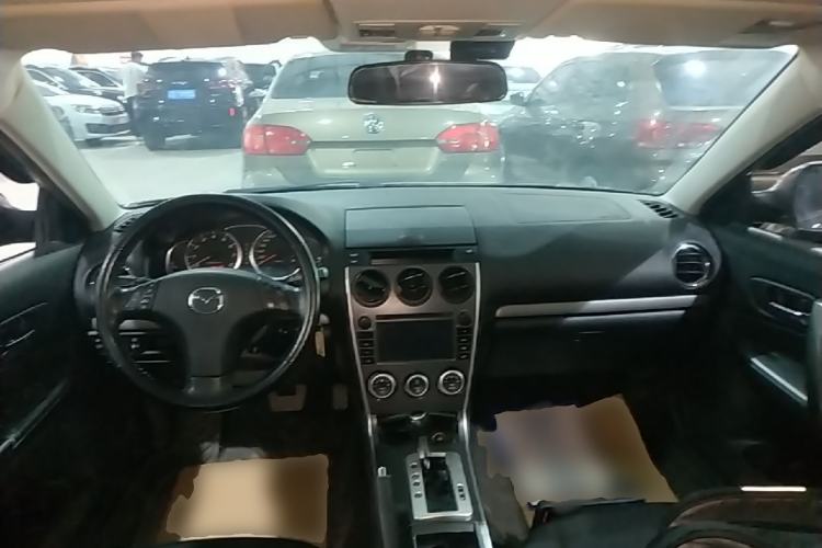 Used Mazda 6 2015 2.0L Automatic Fashion Edition Center Console