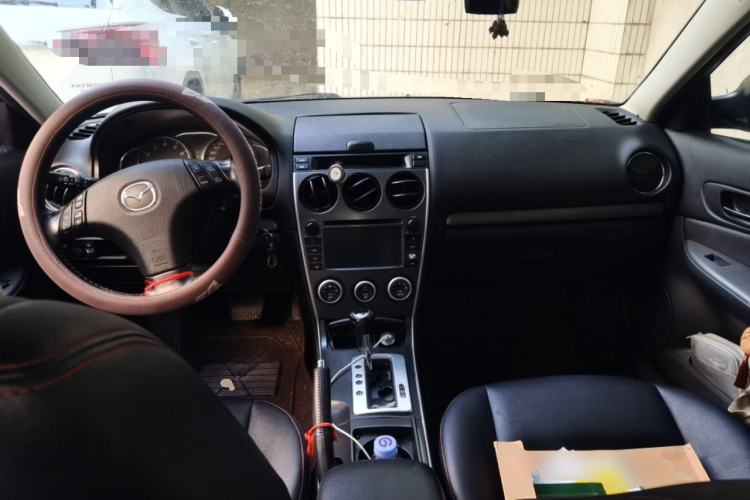 Used Mazda 6 2015 2.0L Automatic Fashion Edition Center Console