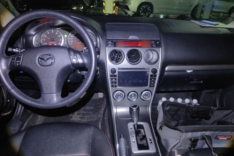 Used Mazda 6 2015 2.0L Automatic Fashion Edition Center Console
