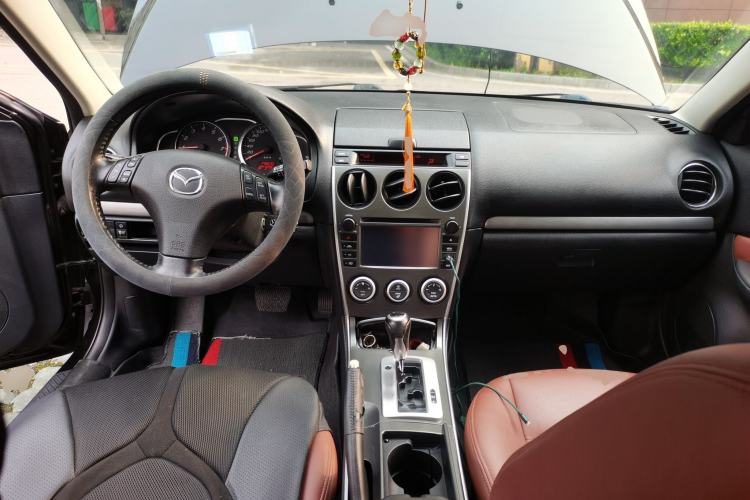Used Mazda 6 2015 2.0L Automatic Fashion Edition Center Console