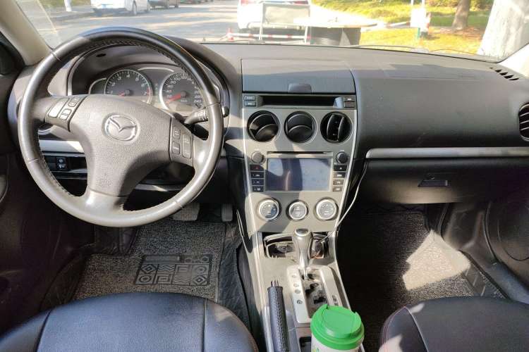 Used Mazda 6 2015 2.0L Automatic Fashion Edition Center Console