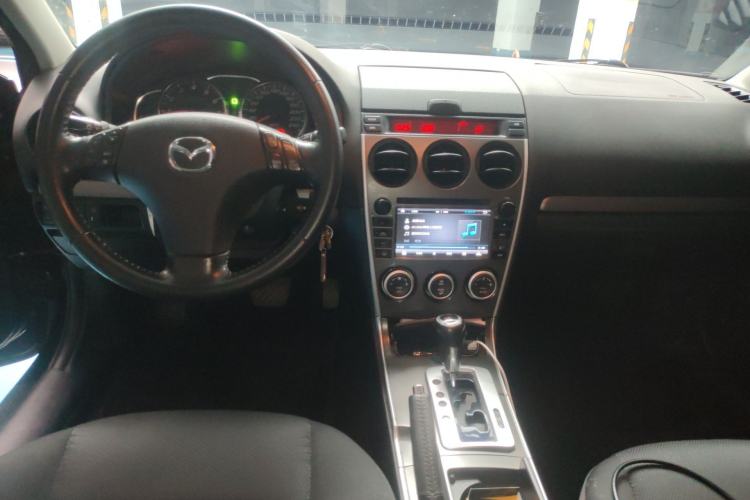 Used Mazda 6 2015 2.0L Automatic Fashion Edition Center Console