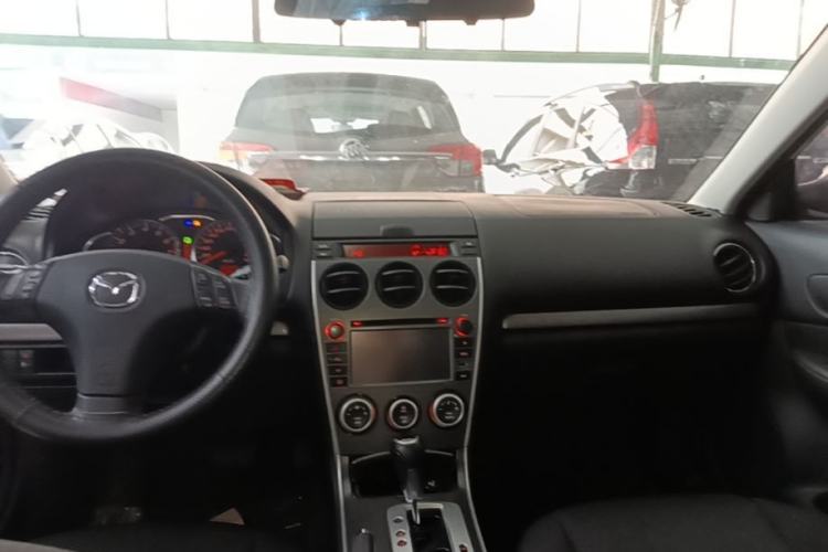 Used Mazda 6 2015 2.0L Automatic Fashion Edition Center Console