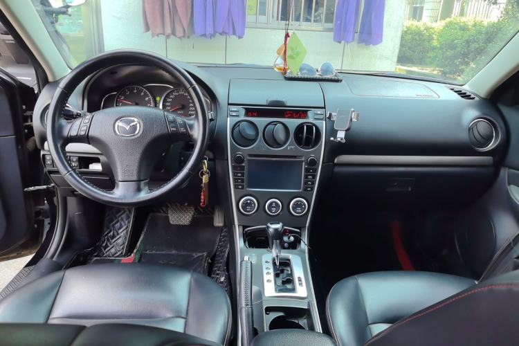 Used Mazda 6 2015 2.0L Automatic Fashion Edition Center Console