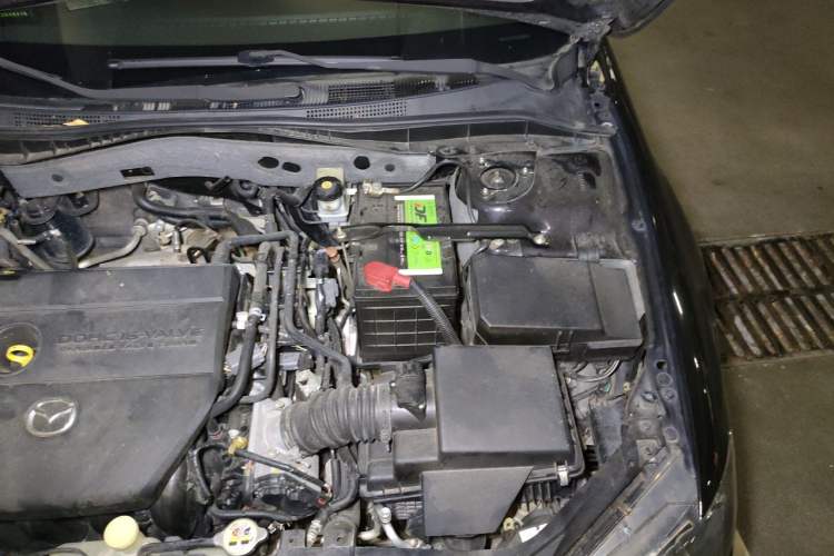 Used Mazda 6 2015 2.0L Automatic Fashion Edition Engine Bay Left