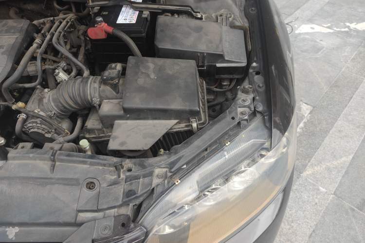 Used Mazda 6 2015 2.0L Automatic Fashion Edition Engine Bay Left