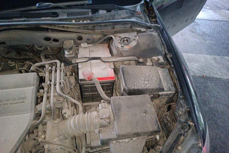 Used Mazda 6 2015 2.0L Automatic Luxury Version Engine Bay Left
