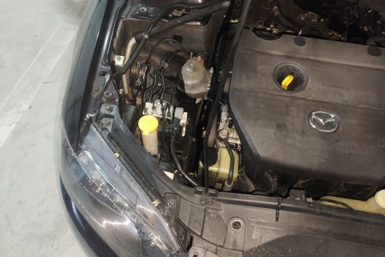 Used Mazda 6 2015 2.0L Automatic Fashion Edition Engine Bay Right