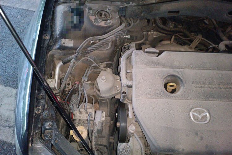 Used Mazda 6 2015 2.0L Automatic Luxury Version Engine Bay Right