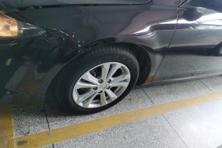 Used Mazda 6 2015 2.0L Automatic Fashion Edition Exterior 3