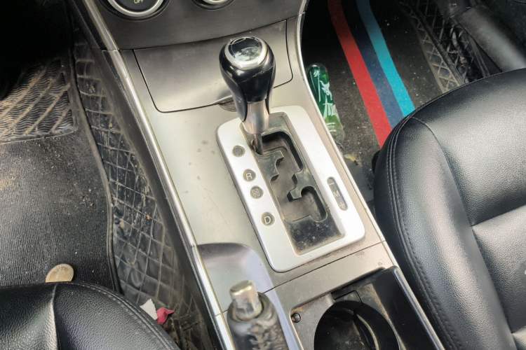 Used Mazda 6 2015 2.0L Automatic Fashion Edition Gear Lever
