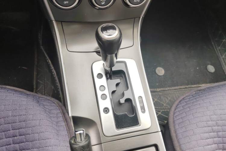 Used Mazda 6 2015 2.0L Automatic Fashion Edition Gear Lever