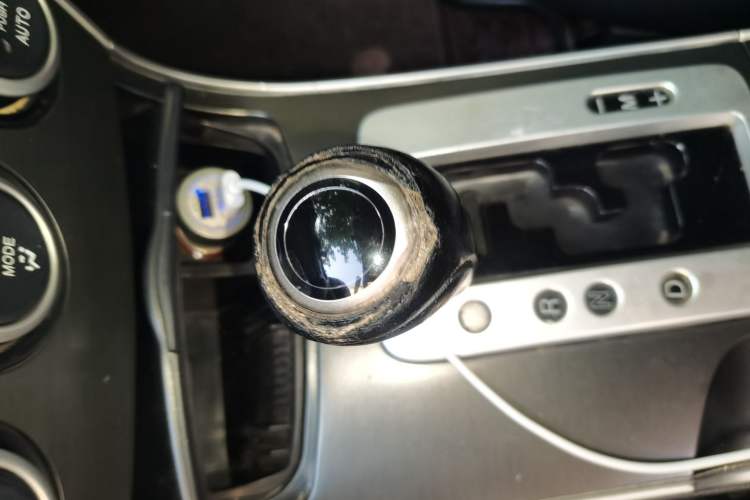Used Mazda 6 2015 2.0L Automatic Fashion Edition Gear Lever
