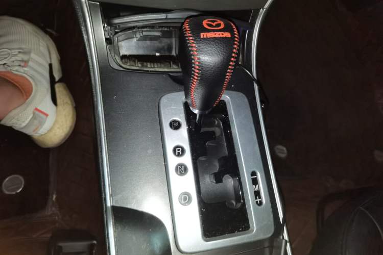 Used Mazda 6 2015 2.0L Automatic Classic Version Gear Lever