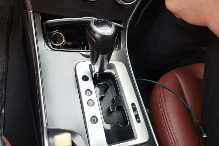 Used Mazda 6 2015 2.0L Automatic Fashion Edition Gear Lever
