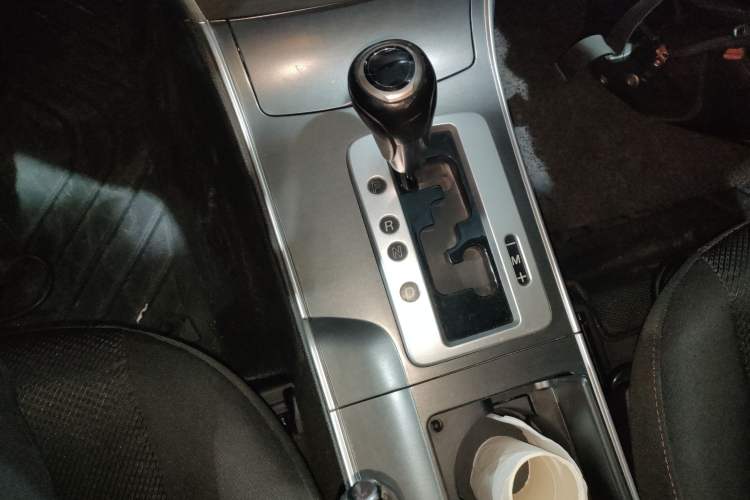 Used Mazda 6 2015 2.0L Automatic Fashion Edition Gear Lever