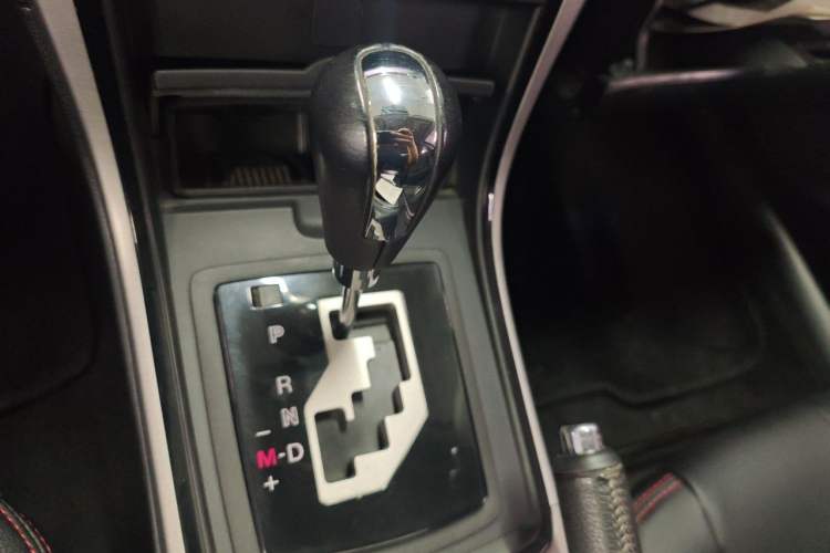 Used Mazda 6 2015 2.0L Automatic Elite Edition Gear Lever