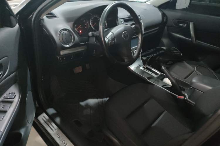 Used Mazda 6 2015 2.0L Automatic Fashion Edition Interior 3