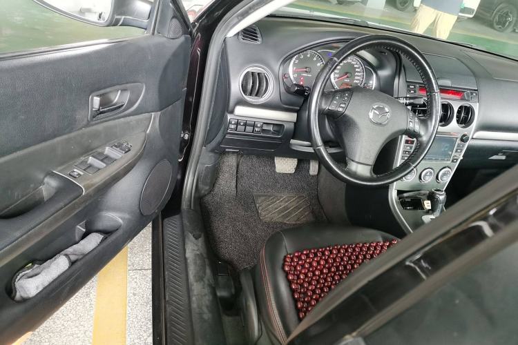 Used Mazda 6 2015 2.0L Automatic Fashion Edition Interior 3
