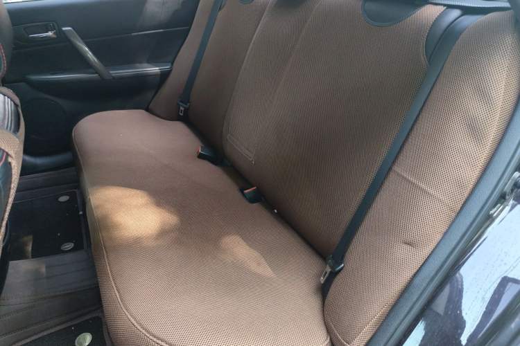 Used Mazda 6 2015 2.0L Automatic Fashion Edition Left Rear Seat
