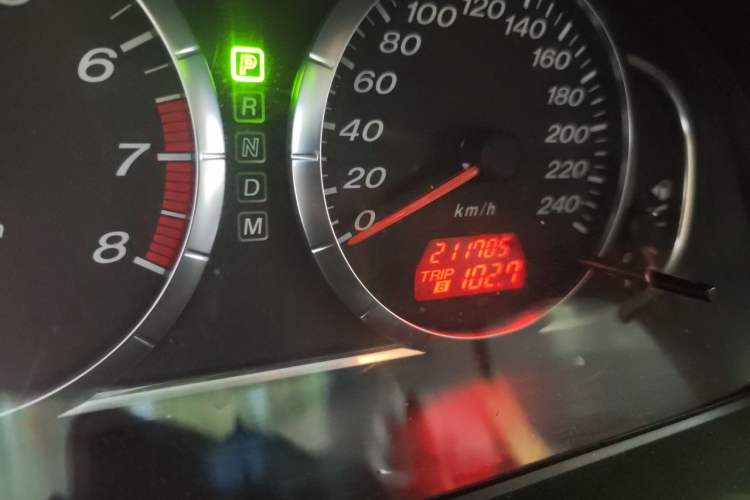 Used Mazda 6 2015 2.0L Automatic Luxury Version Odometer Close Up