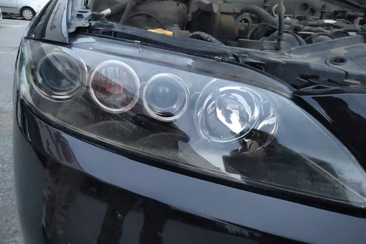 Used Mazda 6 2015 2.0L Automatic Classic Version Right Front Headlight