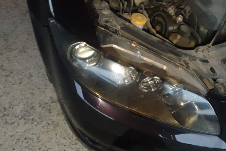 Used Mazda 6 2015 2.0L Automatic Classic Version Right Front Headlight