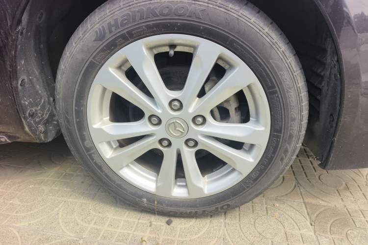 Used Mazda 6 2015 2.0L Automatic Fashion Edition Right Front Wheel Hub