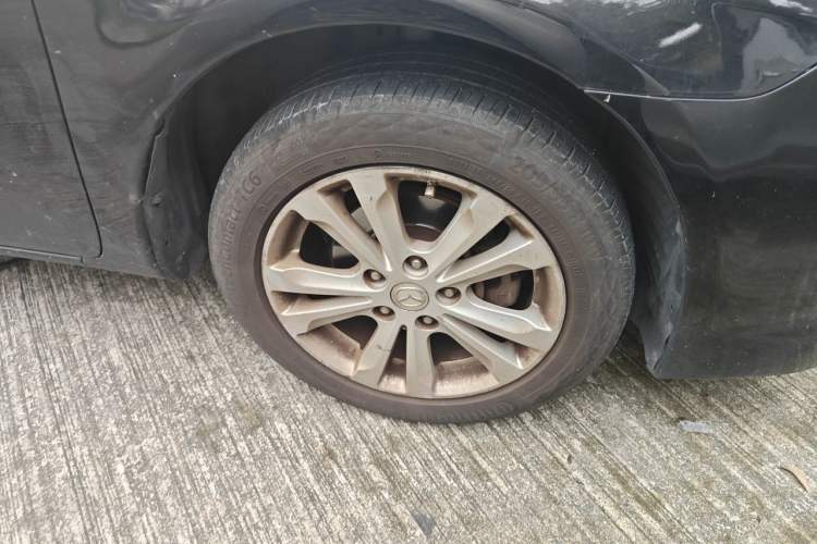 Used Mazda 6 2015 2.0L Automatic Classic Version Right Front Wheel Hub