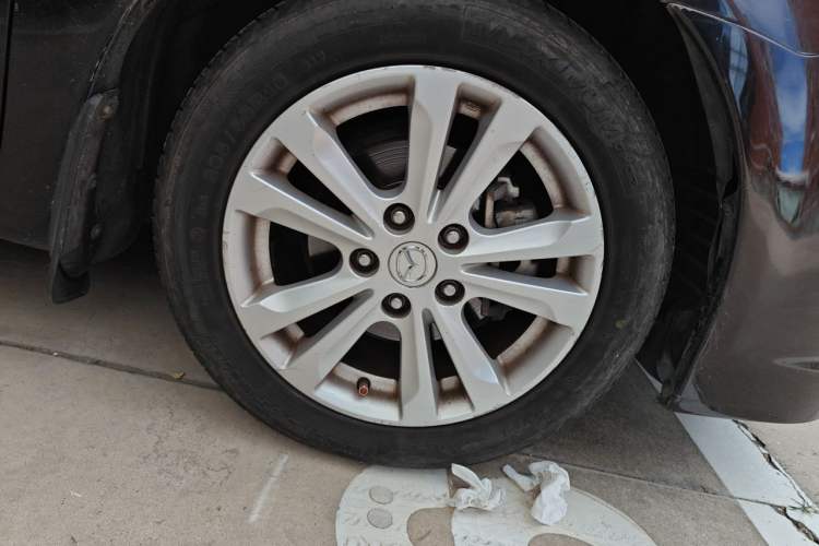 Used Mazda 6 2015 2.0L Automatic Fashion Edition Right Front Wheel Hub