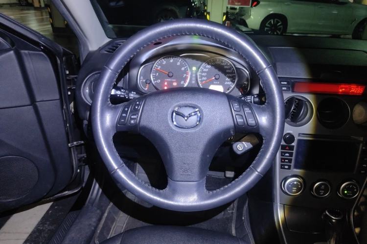 Used Mazda 6 2015 2.0L Automatic Fashion Edition Steering Wheel