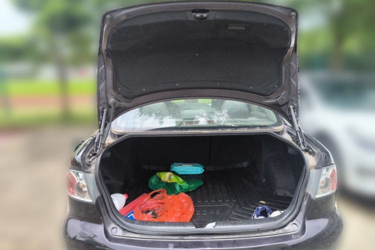 Used Mazda 6 2015 2.0L Automatic Classic Version Trunk