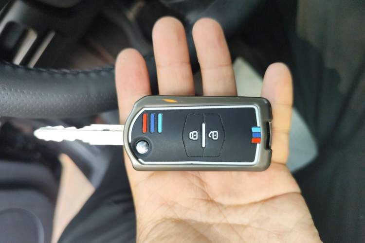 Used Mazda 6 2015 2.0L Automatic Fashion Edition Vehicle Key