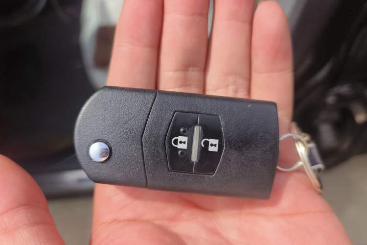 Used Mazda 6 2015 2.0L Automatic Fashion Edition Vehicle Key