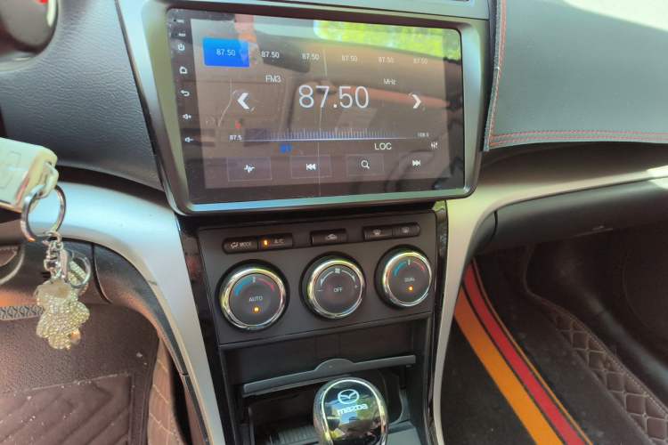 Used Mazda 6 2015 2.0L Automatic Elite Edition Audio And AC Panel