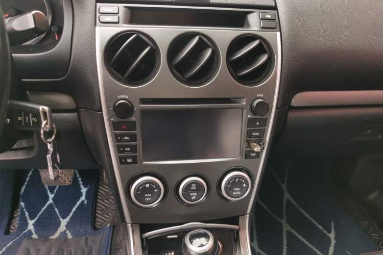 Used Mazda 6 2015 2.0L Automatic Luxury Version Audio And AC Panel