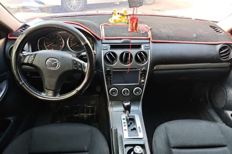 Used Mazda 6 2015 2.0L Automatic Fashion Edition Center Console