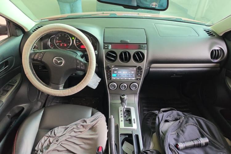 Used Mazda 6 2015 2.0L Automatic Fashion Edition Center Console