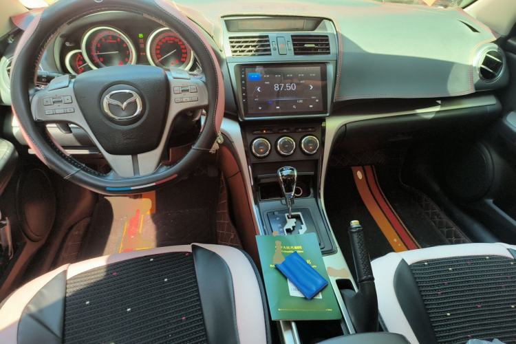 Used Mazda 6 2015 2.0L Automatic Elite Edition Center Console