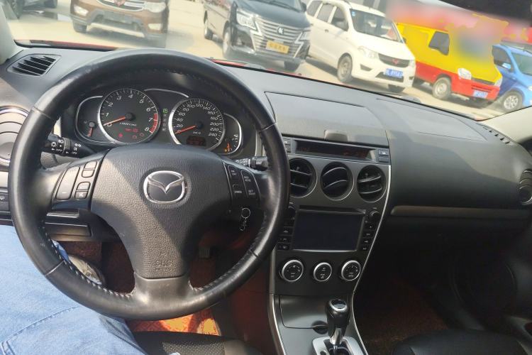 Used Mazda 6 2015 2.0L Automatic Fashion Edition Center Console