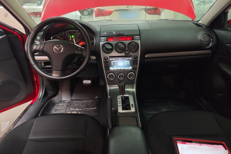 Used Mazda 6 2015 2.0L Automatic Fashion Edition Center Console