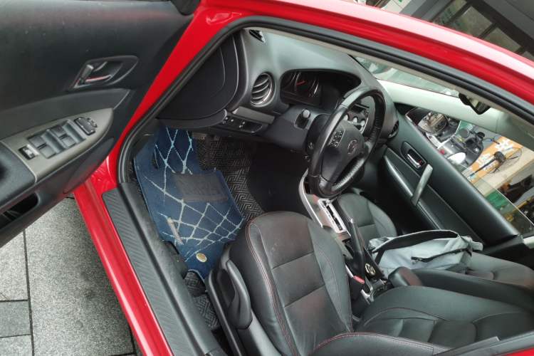 Used Mazda 6 2015 2.0L Automatic Luxury Version Driver Seat