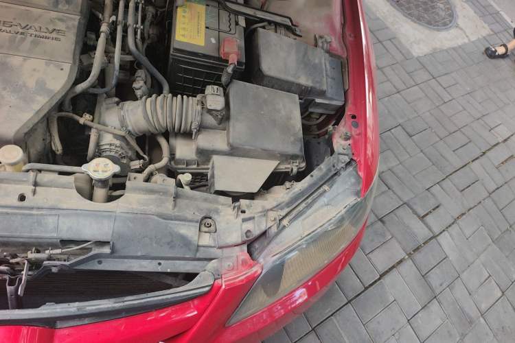 Used Mazda 6 2015 2.0L Automatic Classic Version Engine Bay Left